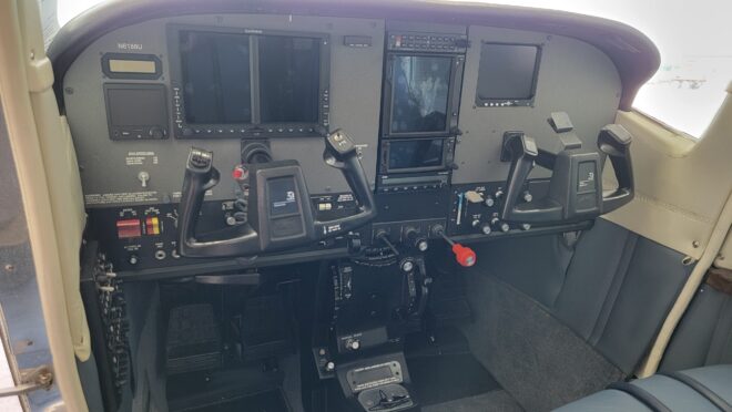 1985 Cessna T210R - Image 21