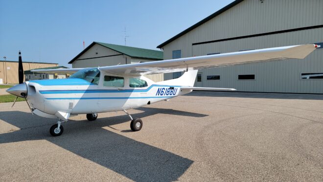 1985 Cessna T210R - Image 2